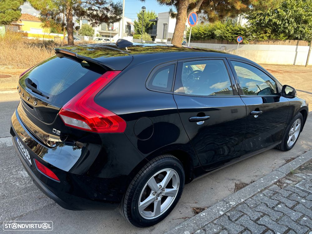 Volvo V40 2.0 D2 Kinetic - 5