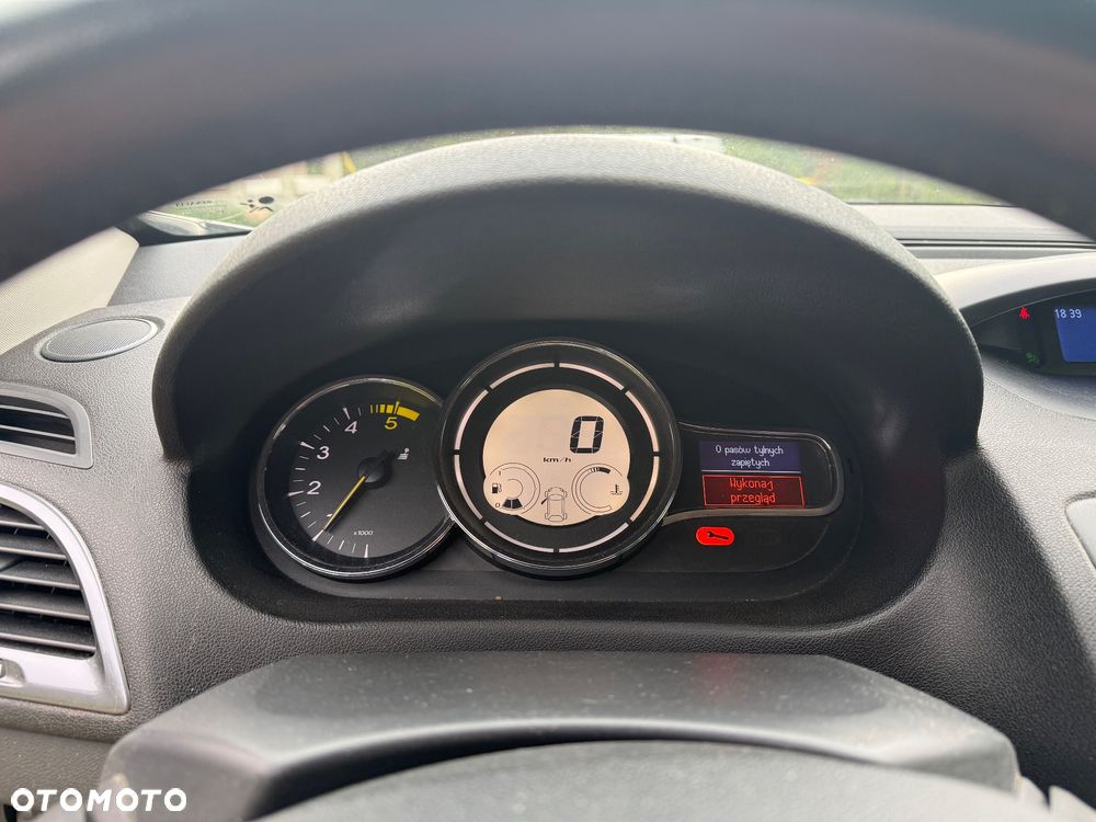 Renault Megane 1.5 Blue dCi Life - 6