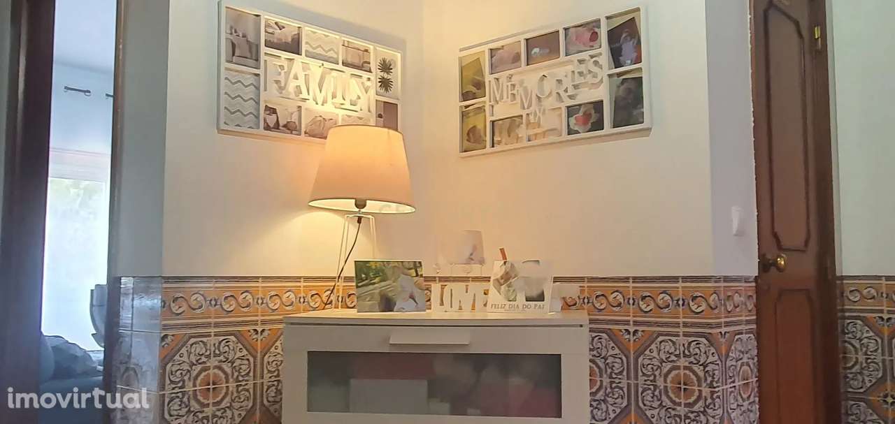 Apartamento T2+1 com parqueamento e Vista desafogada em Odivelas, Lisb - Grande imagem: 2/31