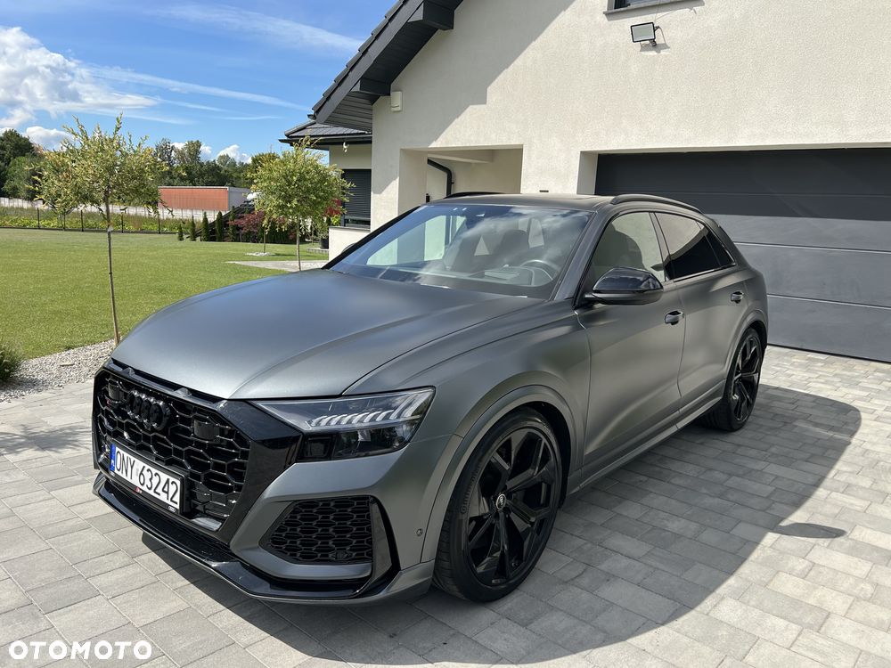 Audi RS Q8 - 9