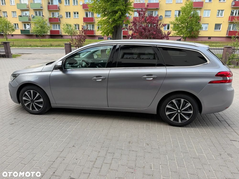 Peugeot 308 1.2 PureTech Allure S&S - 10