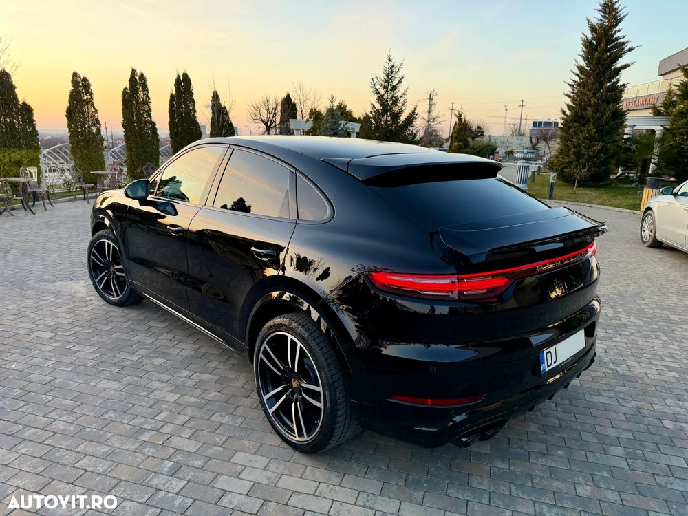 Porsche Cayenne Standard - 1