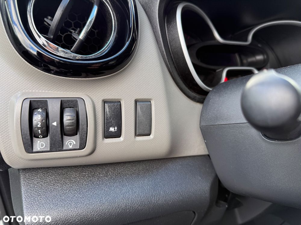 Renault Trafic - 11