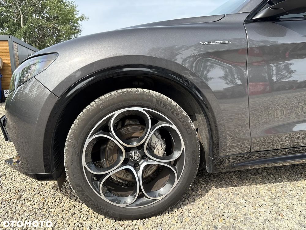Alfa Romeo Stelvio 2.0 Turbo Veloce Q4 - 16