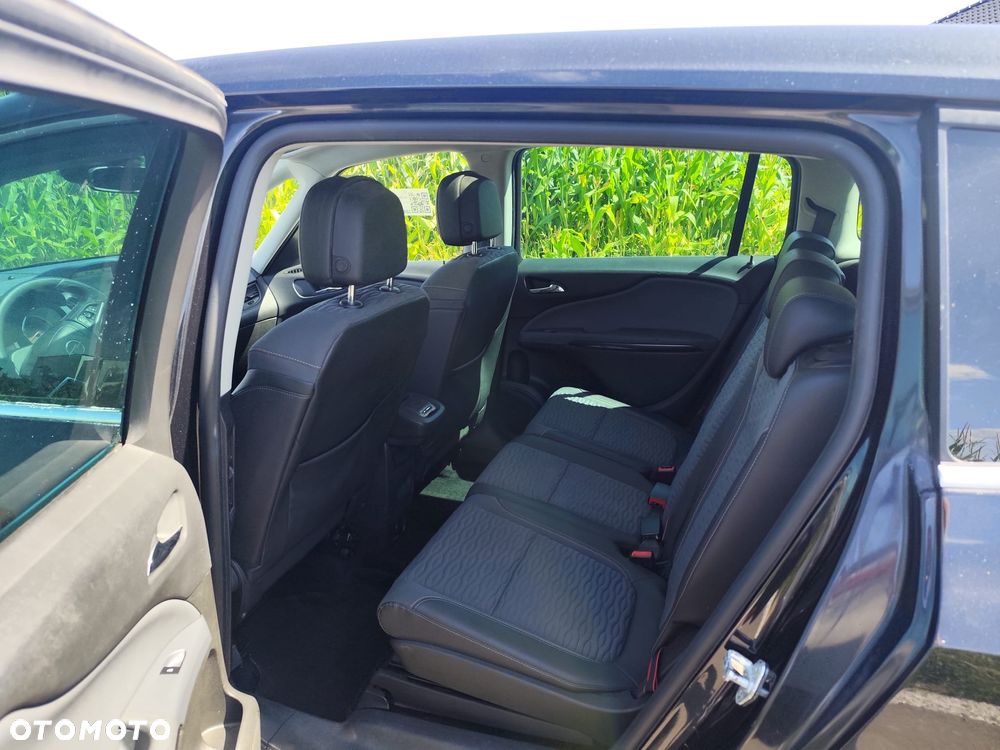 Opel Zafira 2.0 CDTI Enjoy EcoFLEX S&S - 10
