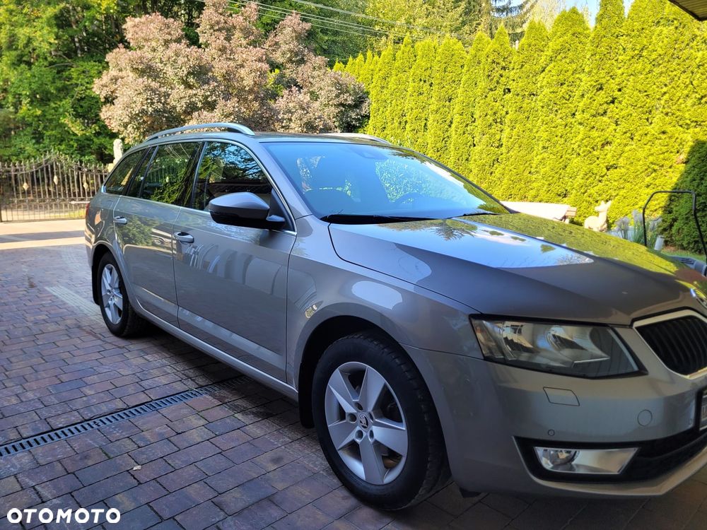 Skoda Octavia 2.0 TDI Elegance - 39