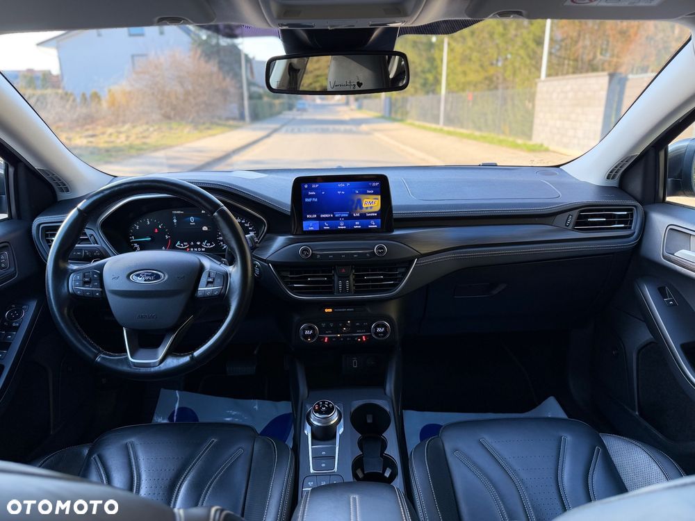 Ford Focus 2.0 EcoBlue Vignale - 26