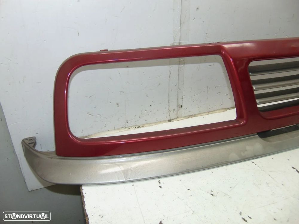 Suzuki Vitara grelha - 2