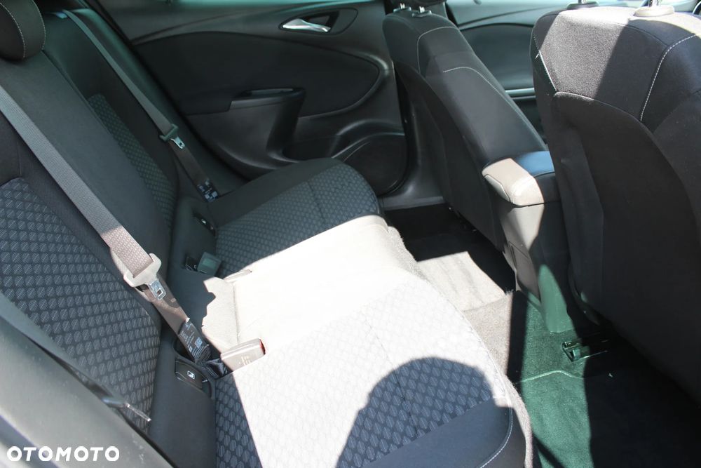 Opel Astra 1.4 Turbo Ultimate - 10