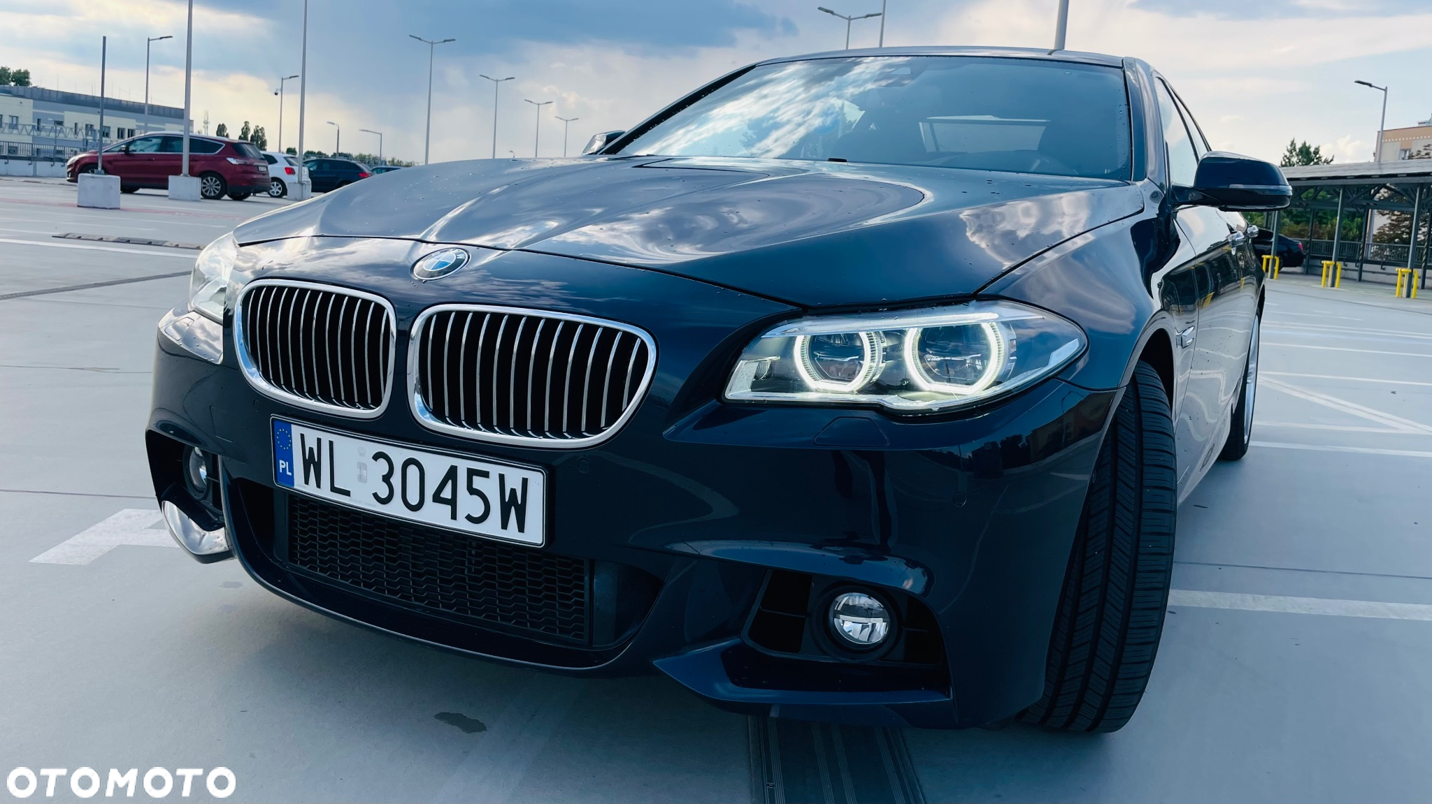 BMW Seria 5 550i xDrive Luxury Line - 8