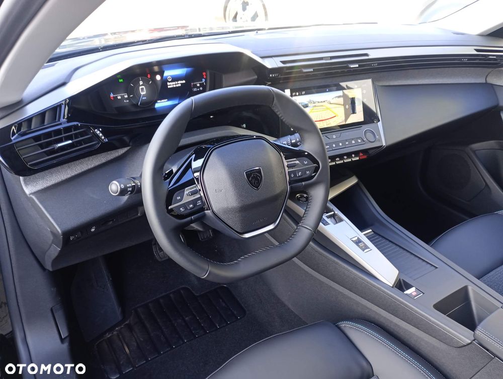 Peugeot 308 1.5 BlueHDi Allure S&S EAT8 - 17