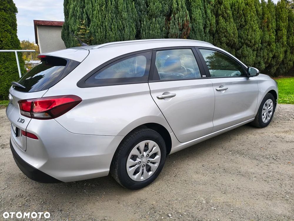 Hyundai i30 i30cw 1.4 Fifa World Cup Edition - 9