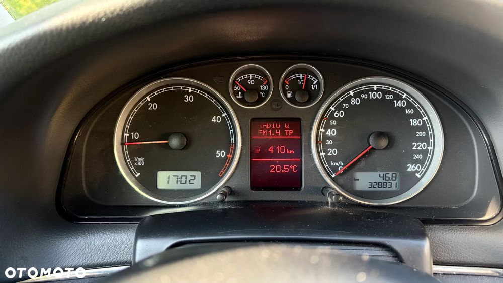 Volkswagen Passat 1.9 TDI Trendline - 11