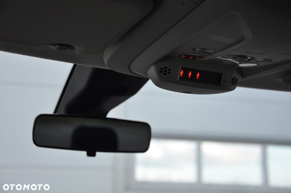 Citroën Berlingo Multispace PureTech 110 SELECTION - 26