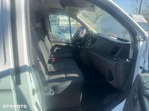Ford Transit Custom - 8