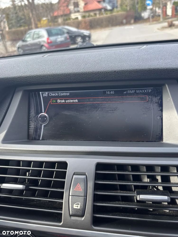 BMW X5 xDrive50i - 15