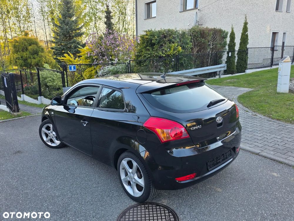 Kia Ceed 1.6 CVVT LX - 38