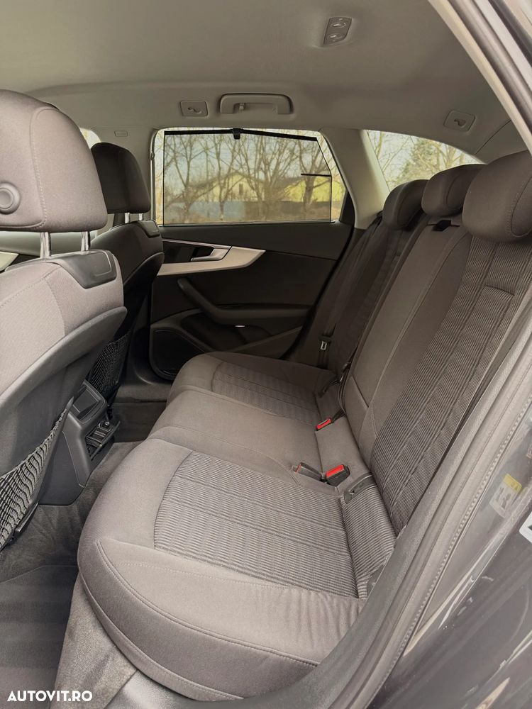 Audi A4 2.0 TDI DPF multitronic Attraction - 21