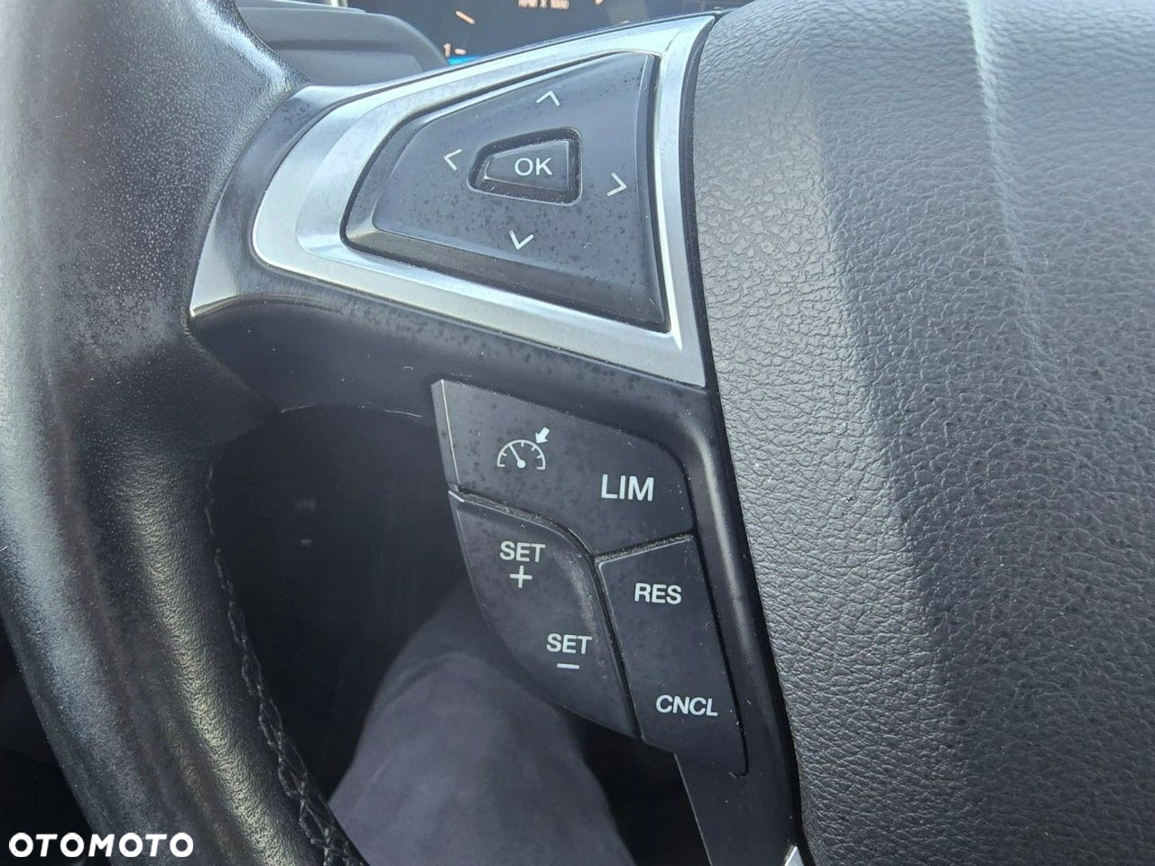 Ford Mondeo - 14
