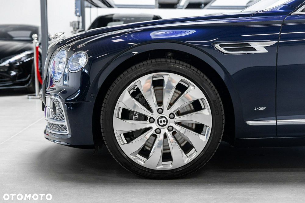 Bentley Flying Spur - 17