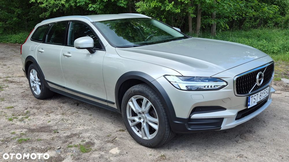 Volvo V90 Cross Country D4 AWD Geartronic - 4