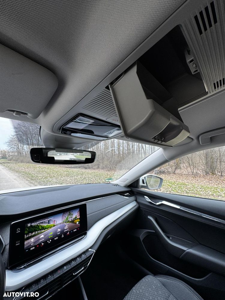 Skoda Octavia 2.0 TDI DSG Premium Edition - 29