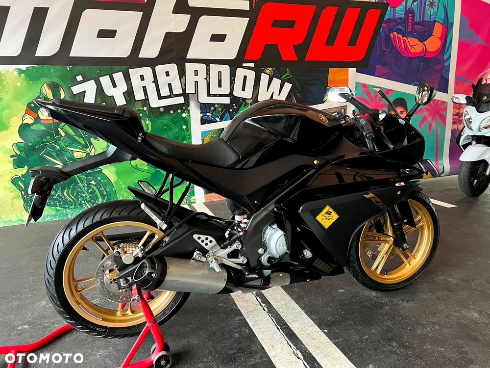 Yamaha YZF - 9