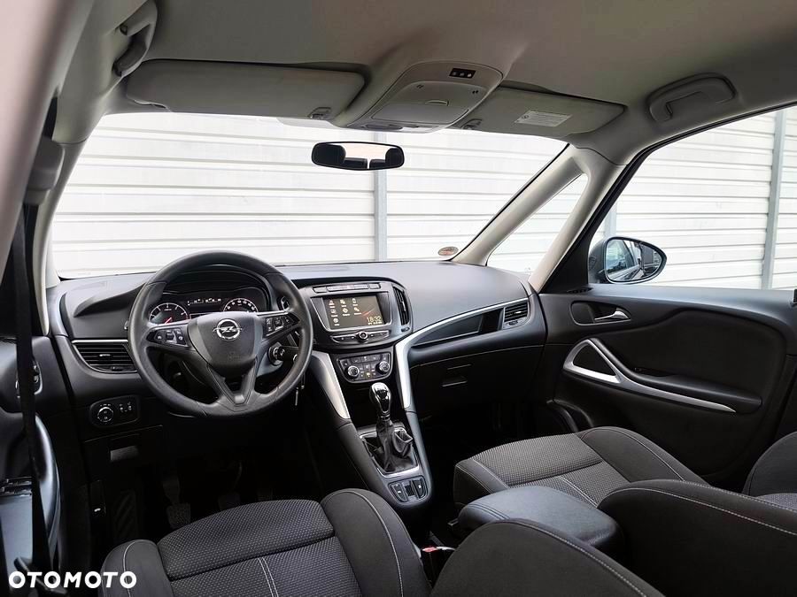 Opel Zafira 1.4 Turbo Business Edition - 19