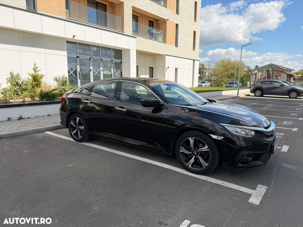 Honda Civic 1.5 VTEC Turbo Executive - 11