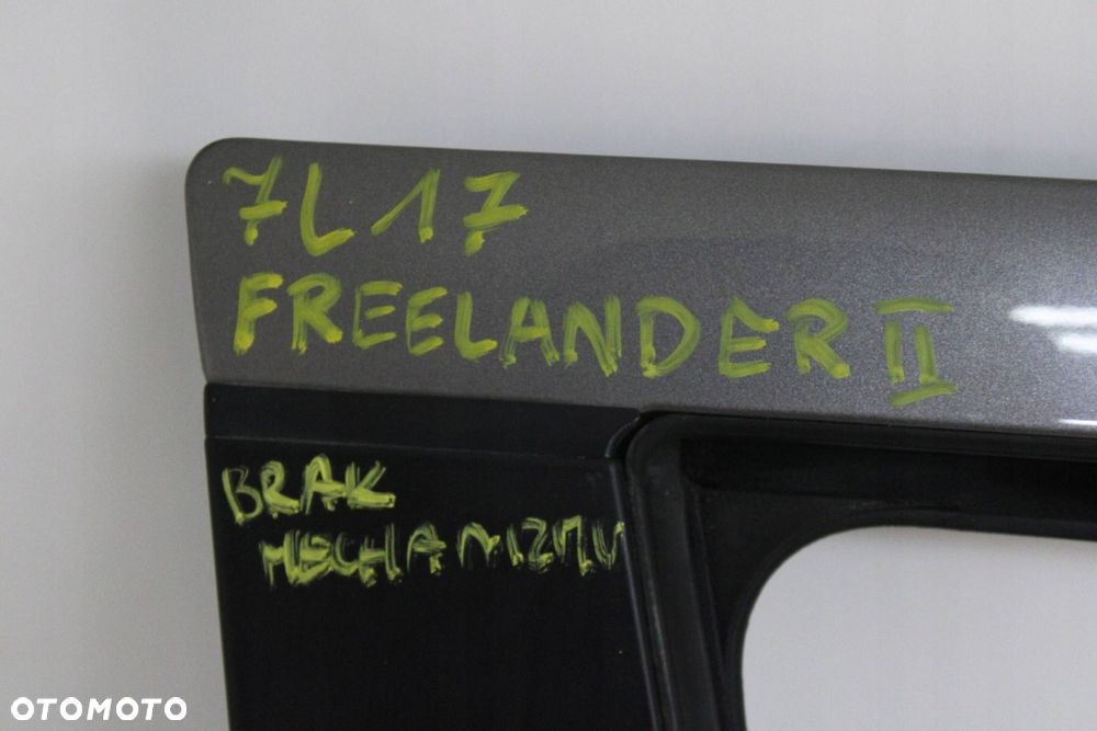 LAND ROVER FREELANDER II 06R- DRZWI PRAWE PRZEDNIE PRAWY PRZÓD 907 - 9