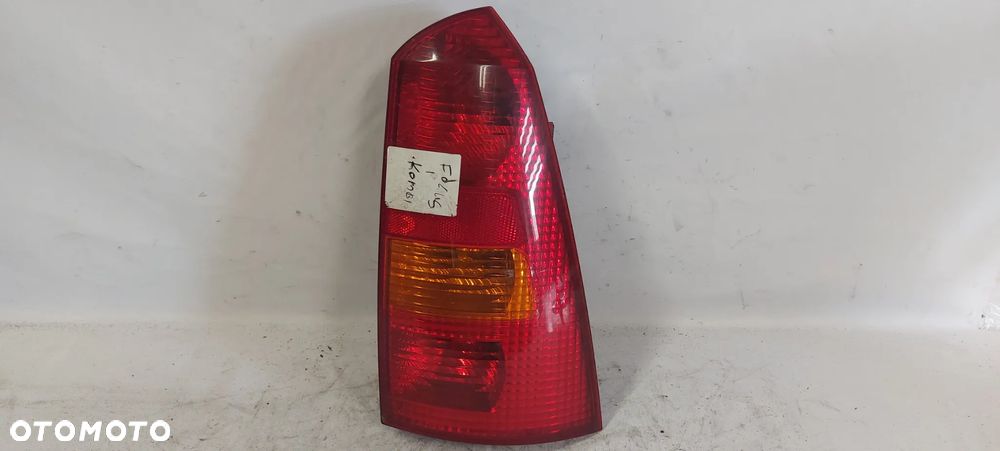 .  TYL TYLNA LAMPA PRAWA FORD FOCUS MK1 KOMBI - 1