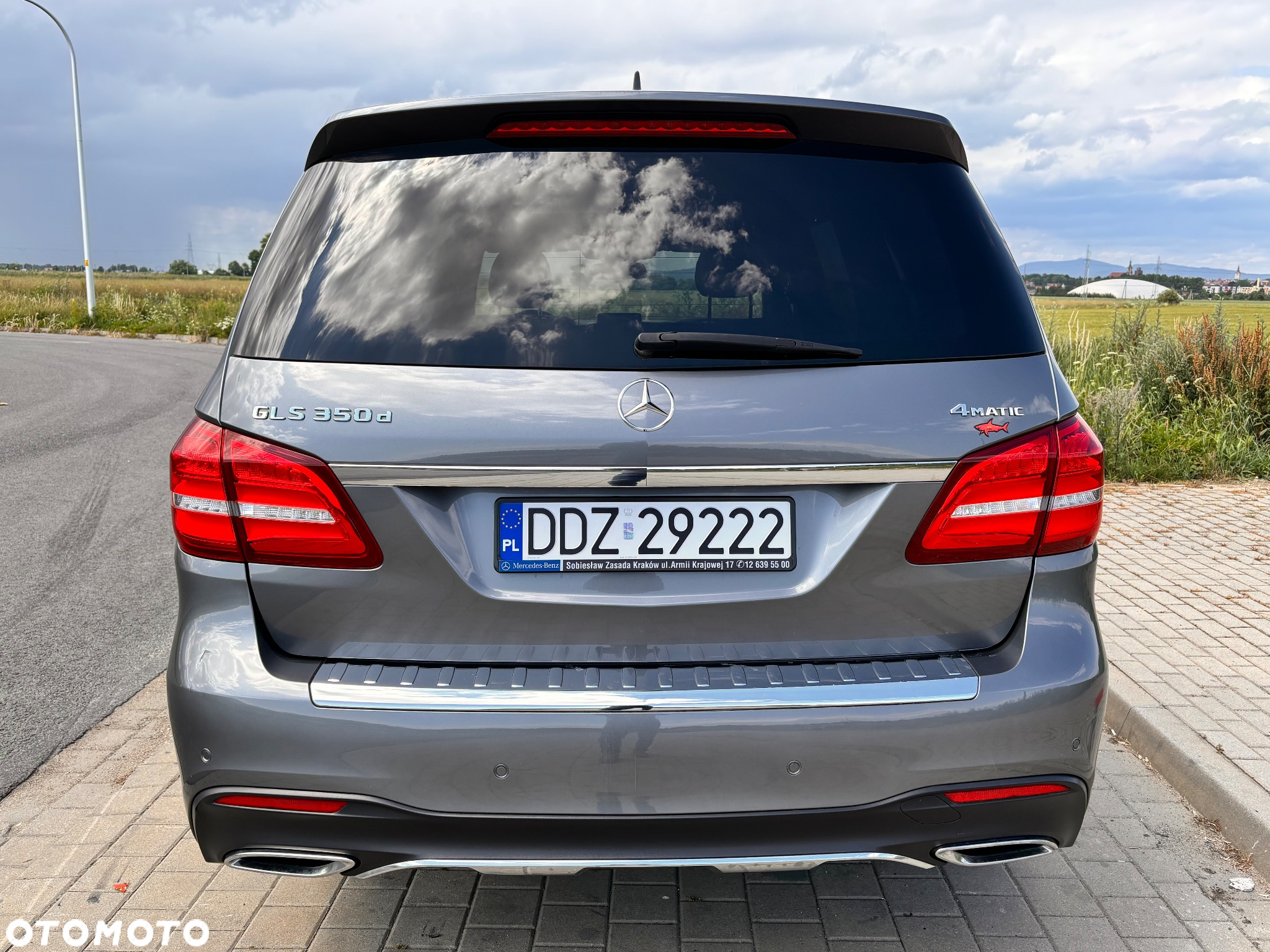 Mercedes-Benz GLS 350 d 4Matic 9G-TRONIC AMG Line - 11