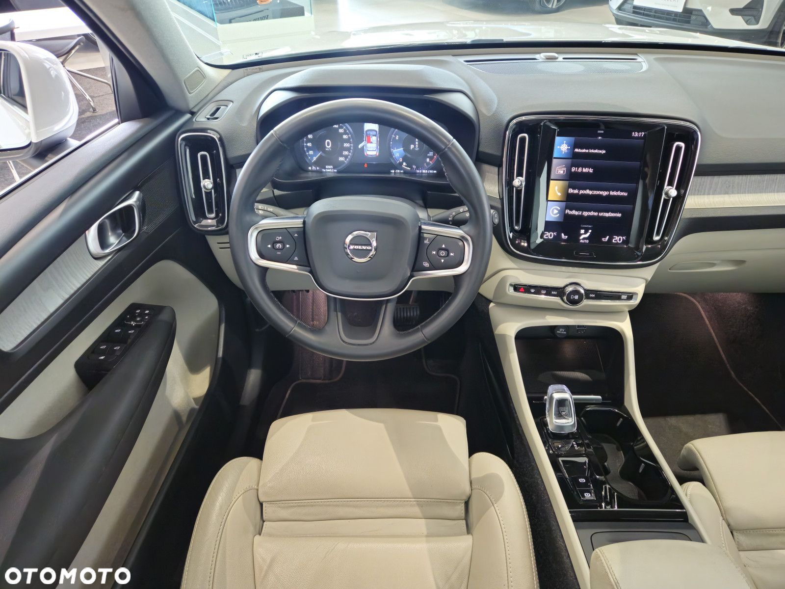 Volvo XC 40 - 12
