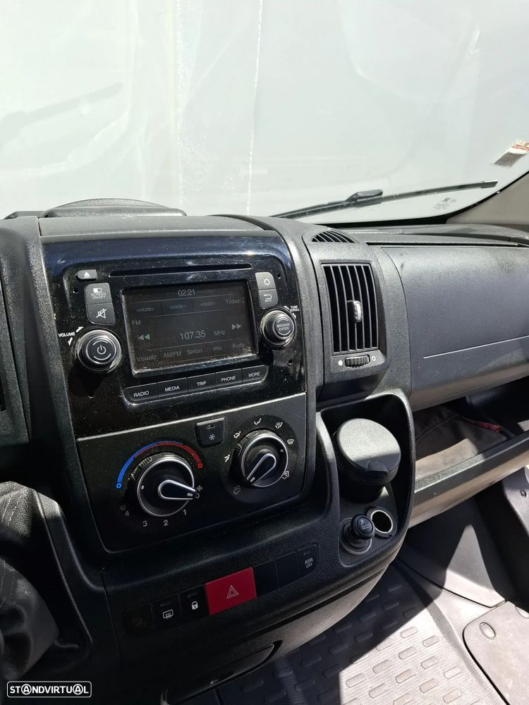 Citroën Jumper 2.0 BlueHDi 35 L4 CD - 11
