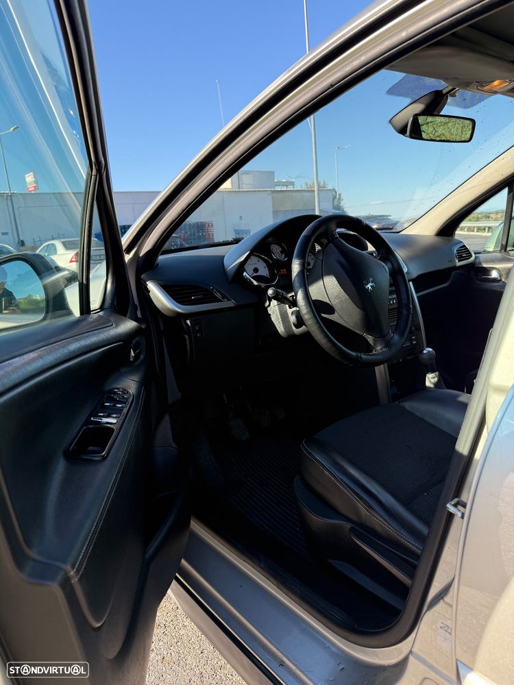 Peugeot 207 SW 1.6 HDi Outdoor - 18
