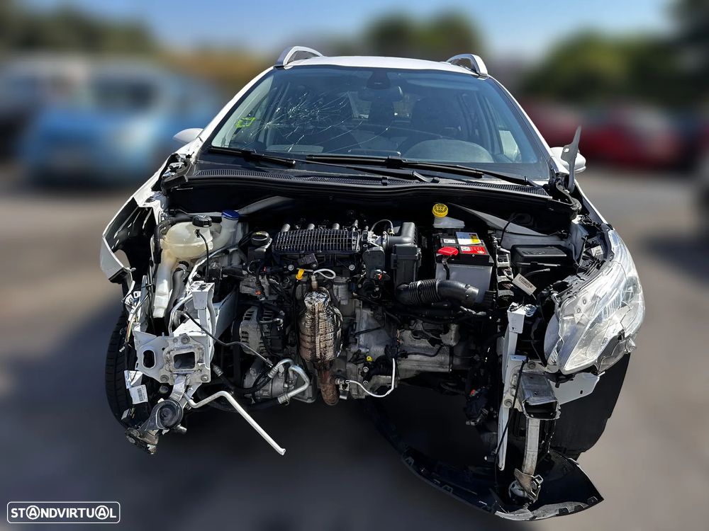 Peugeot 2008 1.2 VTI SW de 2016 para peças - 3