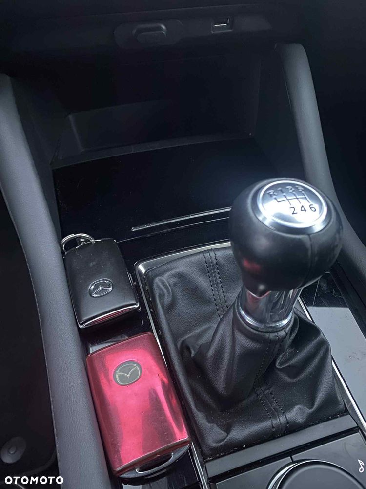 Mazda 3 SKYACTIV-G 2.0 M-Hybrid 150 - 19