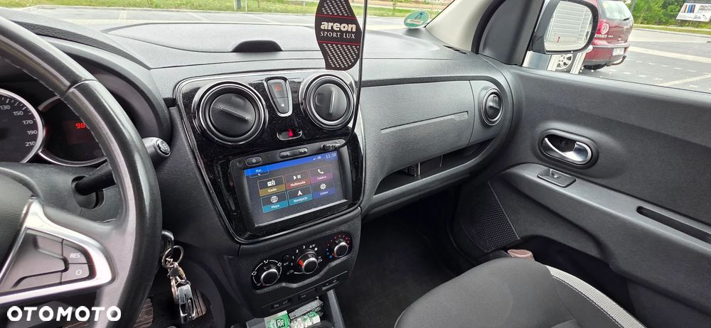Dacia Lodgy 1.6 SCe Stepway S&S - 5