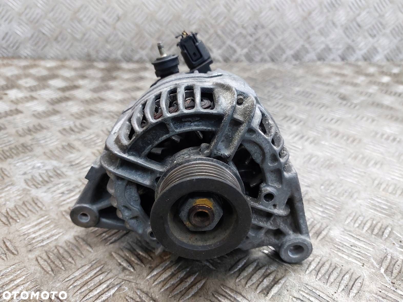 ALTERNATOR AVENSIS T25 1.8 16V 27060-0D140-A - 1