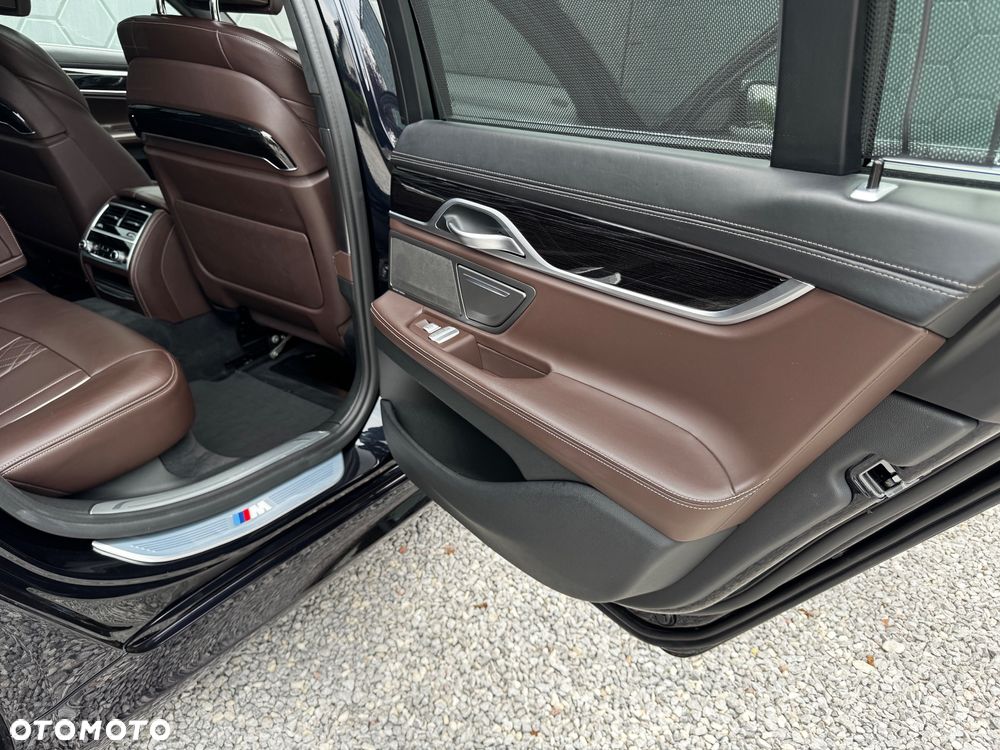 BMW Seria 7 730Ld sport - 24
