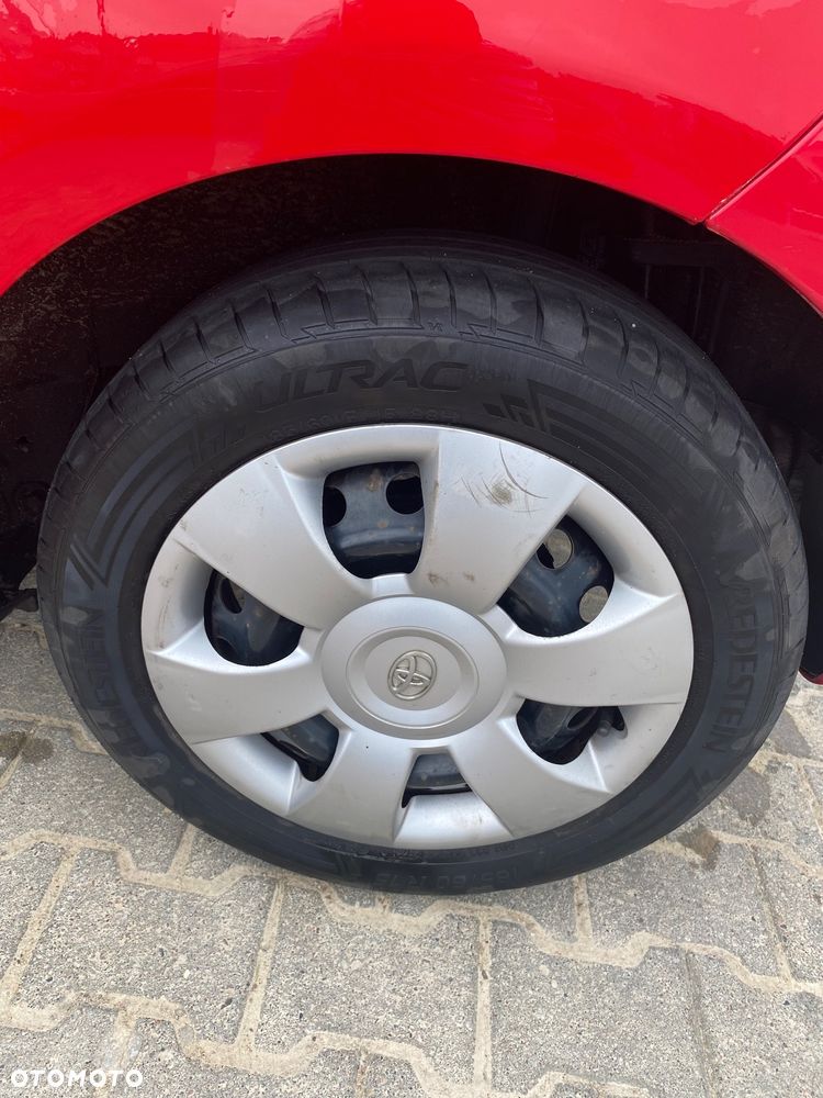 Toyota Yaris 1.0 VVT-i Luna - 8