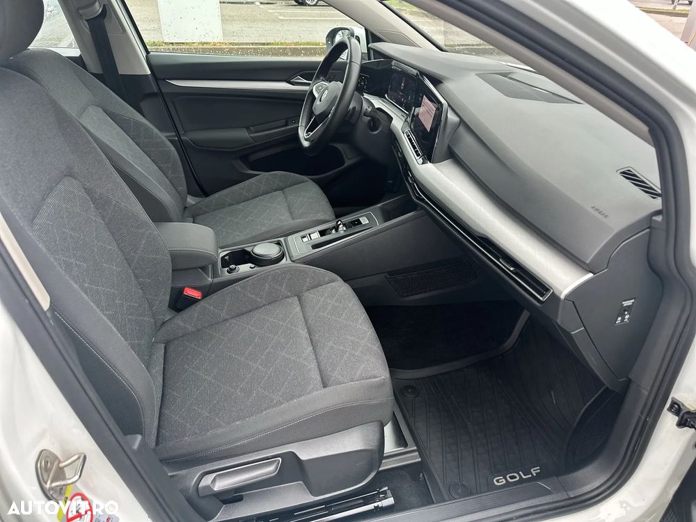 Volkswagen Golf 1.5 eTSI ACT DSG MHEV Style - 14