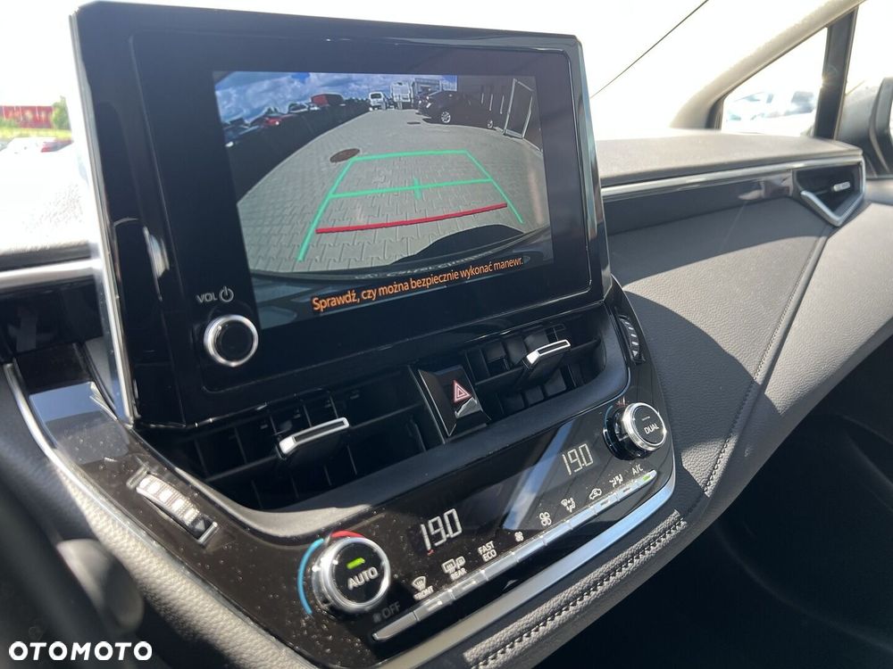 Toyota Corolla 1.5 Comfort - 19