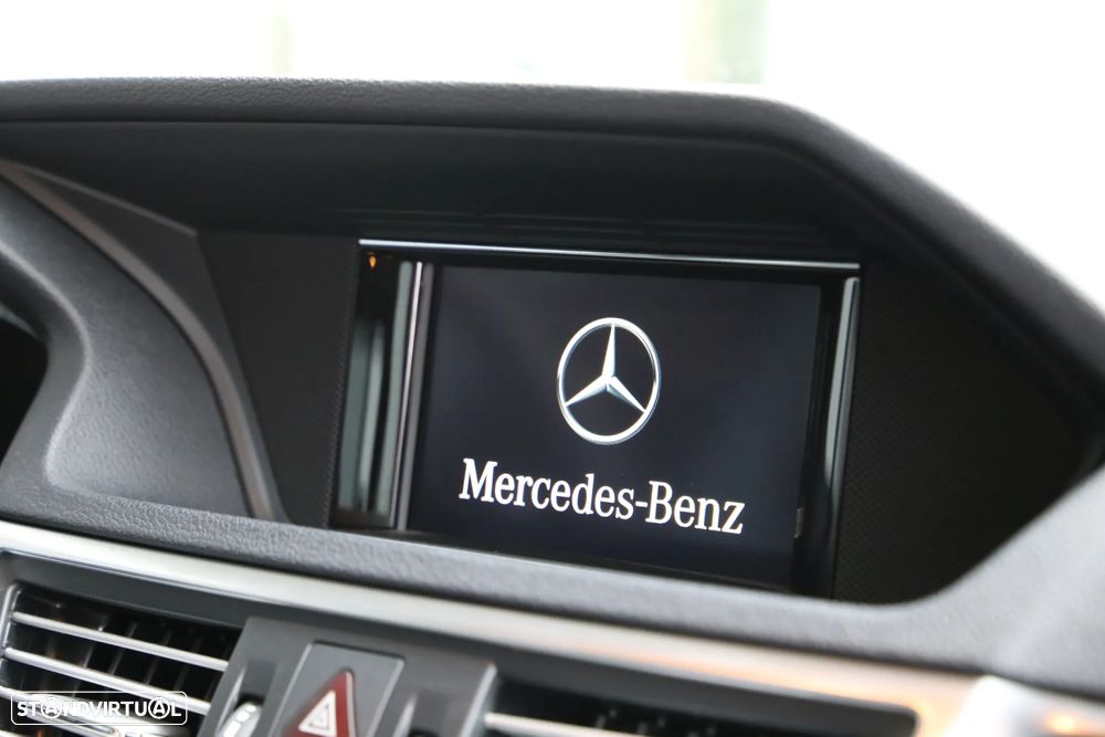 Mercedes-Benz E 300 Bluetec Hybrid Avantgarde - 11