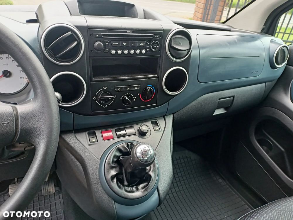 Peugeot Partner - 11