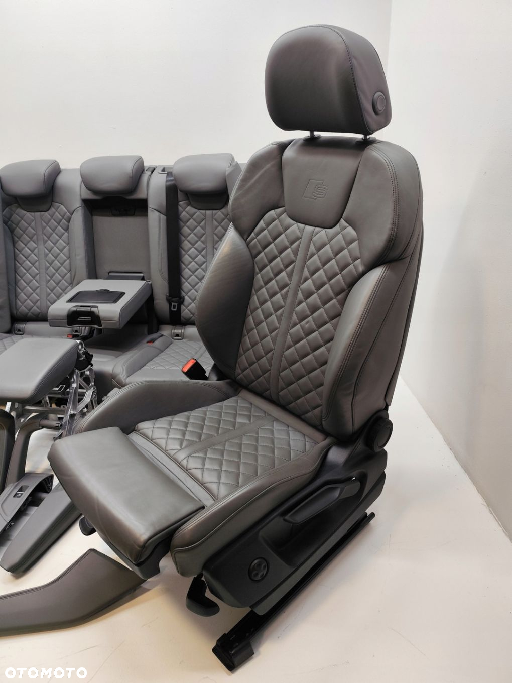 AUDI Q5 80A S-LINE FOTELE KANAPA KOMPLET SKÓRA - 2