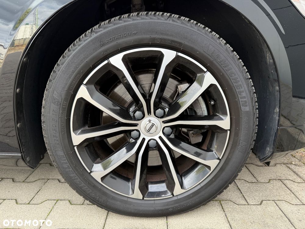 Volvo V60 B3 B DKG Momentum Pro - 27