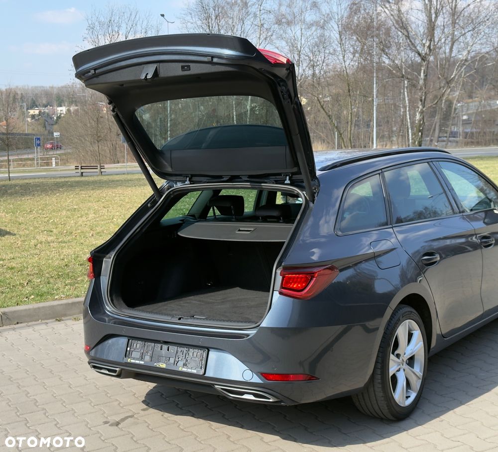Seat Leon 1.5 eTSI OPF DSG FR Black Edition - 20