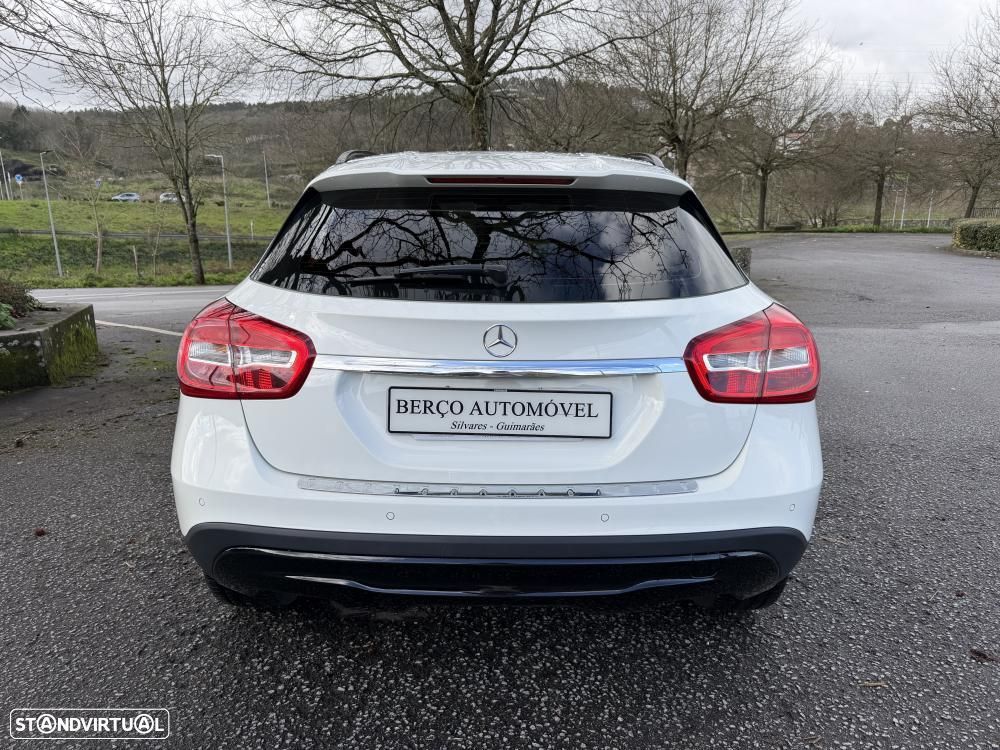 Mercedes-Benz GLA 180 d 7G-DCT Urban - 7