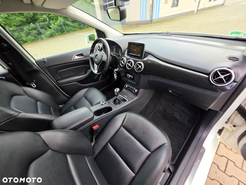 Mercedes-Benz Klasa B 200 BlueEFFICIENCY Edition 1 - 13